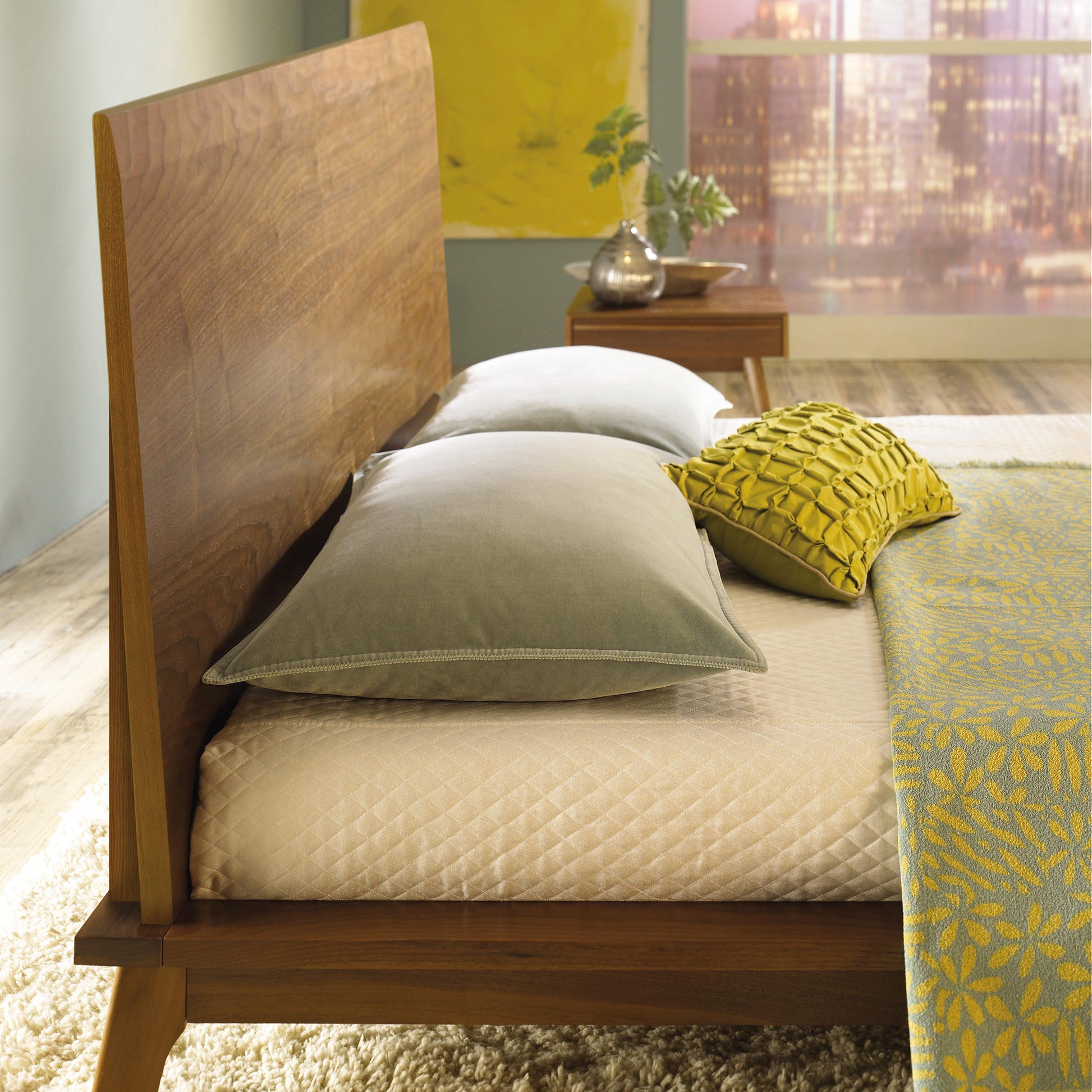 Copeland Furniture replacement siderail for Catalina Platform Bed displayed, highlighting its quality craftsmanship and fit for American made beds.
