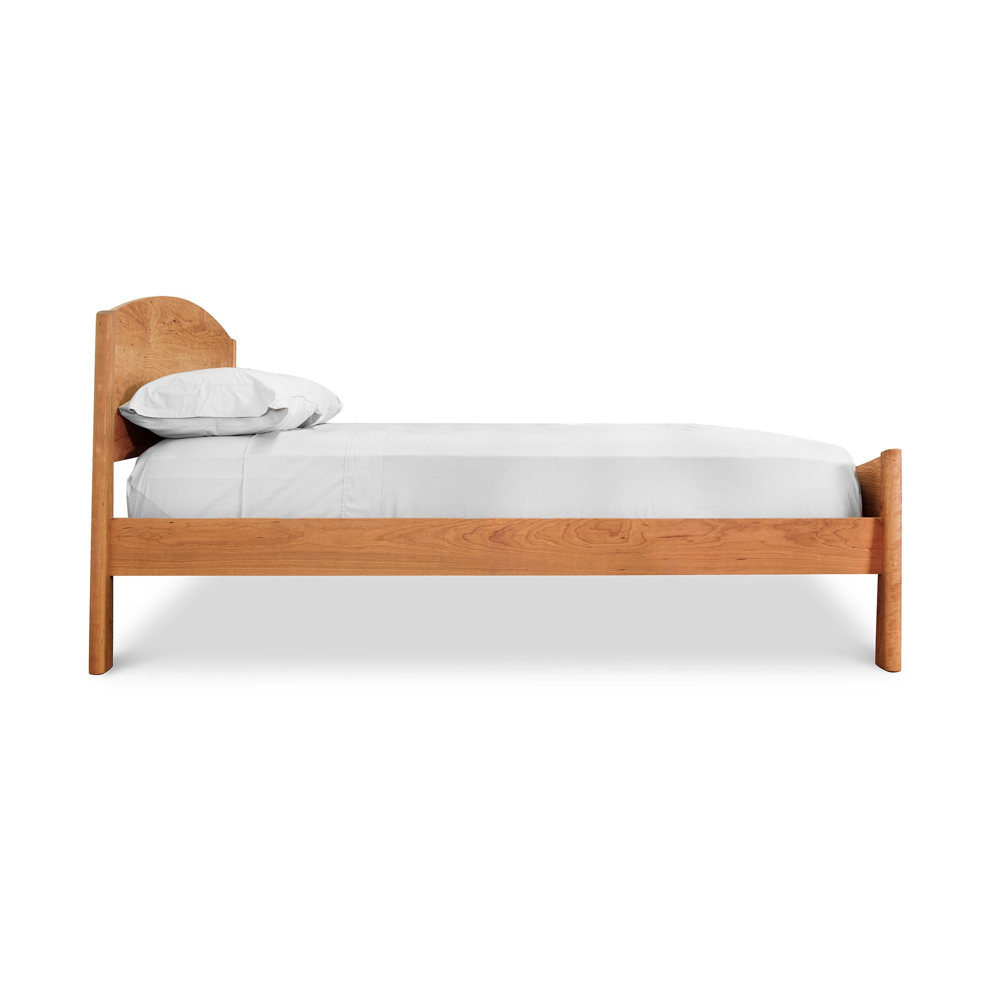 Maple Corner Woodworks Gaudette underbed storage unit made of light wood, featuring a matching headboard and footboard. American made furniture.