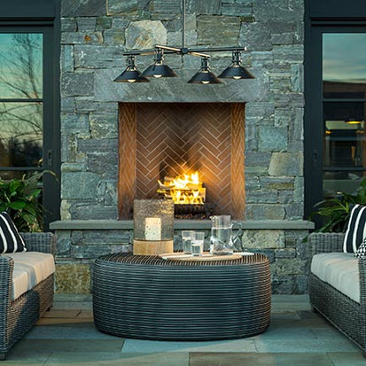 Outdoor Chandeliers & Pendants